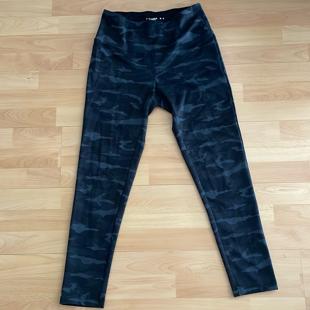 Alexander Jordan camouflage style leggings